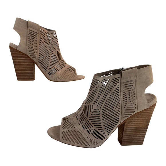 Vince Camuto Women’s Kimora Cutout Shield Sandal Size: 6.5 ColorWild MushroomNWT - Picture 7 of 16